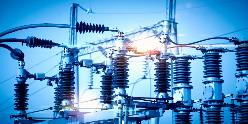Hendelsen som endret frekvensen i Europa oppsto i en trafostasjon i Kroatia. En feil i en samleskinne (engelsk: busbar coupler) på 400 kV fikk konsekvenser fra Norden til Tyrkia.