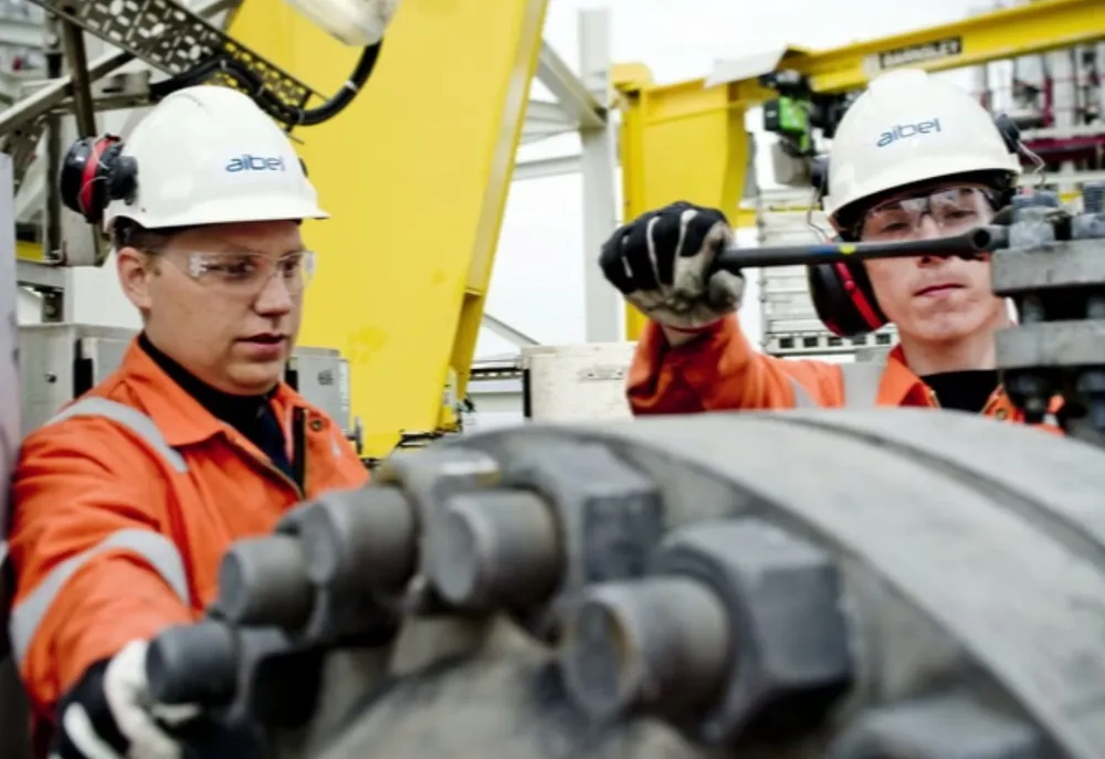 Jobs at risk: in Norwegian offshore sector