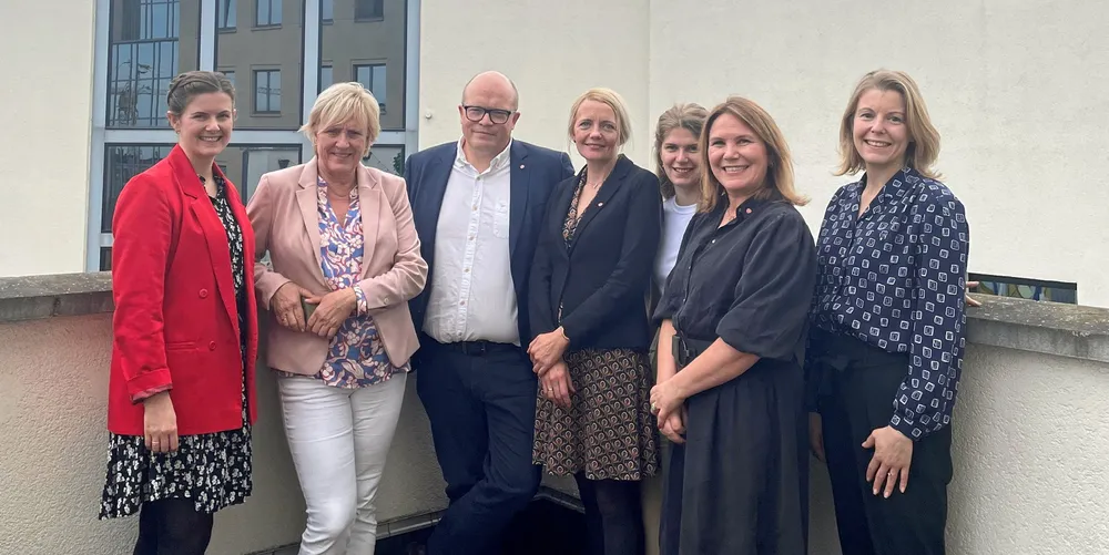 Arbeiderpartiets næringsfraksjon i møte på Nord-Norges Europakontor i Brussel.