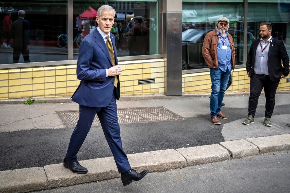 Statsminister Jonas Gahr Støre (Ap) åpner for en egen folkeavstemning for deler av Kristiansand kommune.