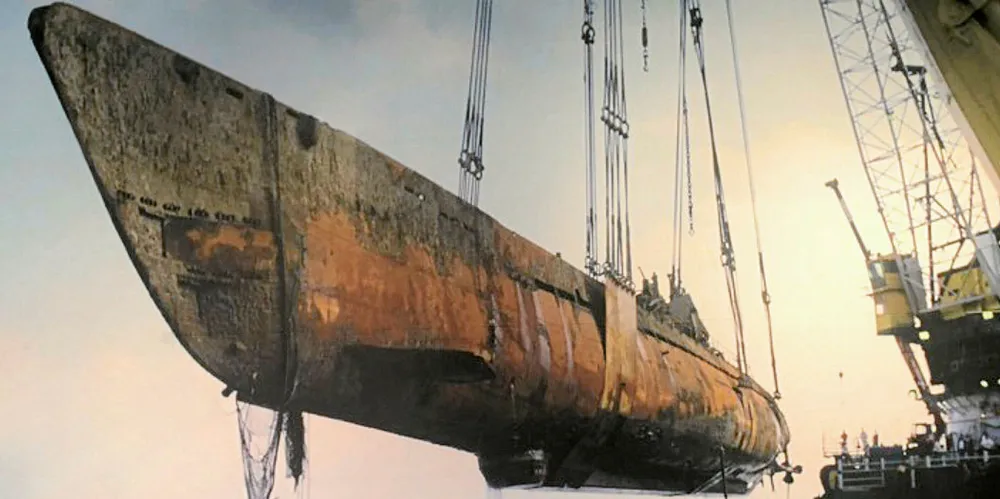 BLE HEVET: Et Royal Airforce bombefly senket nazi-ubåten U534 5. mai 1945 i Kattegat 20 kilometer nordøst for den danske øya Anholt. U-534 ble hevet i 1993 og har siden februar 2009 har vært utstilt i Birkenhead i England.