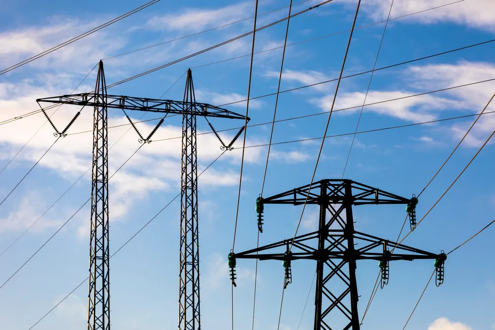 Kunstig intelligens krever mye energi, men erstatter annen energikrevende aktivitet og kan i sum gi lavere energibruk, ifølge Robert Næss.