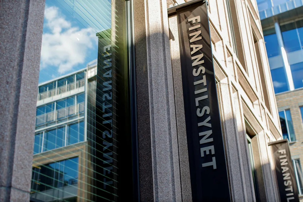 Finanstilsynet sendte ut et rundskriv som vil stenge store deler av dagens marked for syndikering av eiendom- og shippingprosjekter.