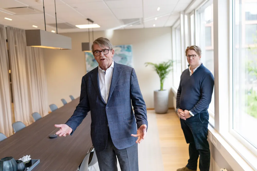 Jan Petter Sissener har gått av som daglig leder i forvaltningsselskapet som bærer hans navn. Sønnen Jan Philippe Sissener har tatt over.