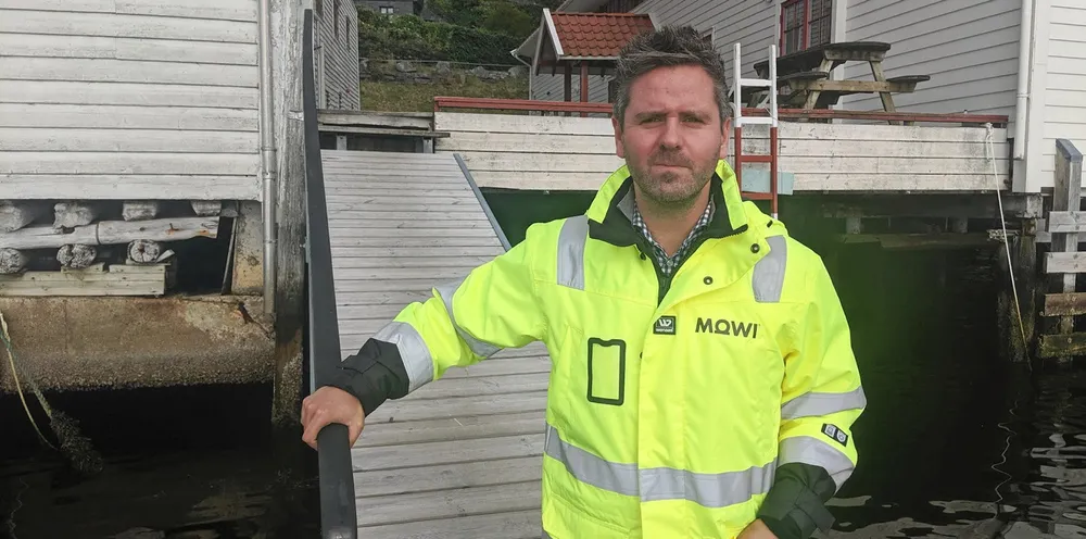 Eivind Nævdal-Bolstad. på bryggen til Mowi i Sandviken.