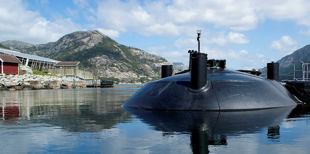 Steinsvik leverer fôrings- og integrasjonsplattformen til blant annet det lukkede oppdrettsanlegget FishGlobe. Dette viser bildet viser prototype som har vært testet i Lysefjorden i halvannet år med gode resultater.