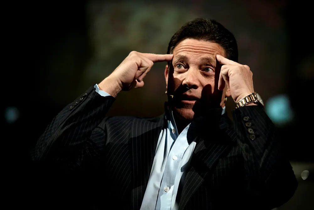 Jordan Belfort har lagt svindlerkarrieren bak seg, og holder nå motivasjonsforedrag. Her avbildet under et slikt foredrag på Colosseum kino i 2017.