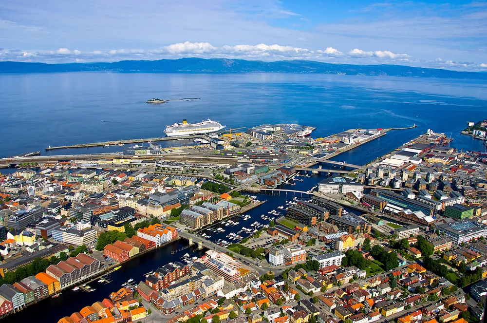 Trondheim og resten av NO3 får tidenes billigste januarstrøm fredag.