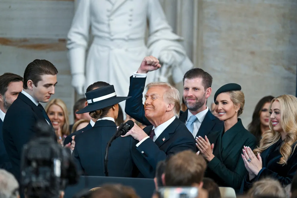 President Donald Trump feirer innsettelsen som USAs 47. president med sin nære familie. Etter innsettelsen i januar har mange i Trumps familie holdt en lav profil.