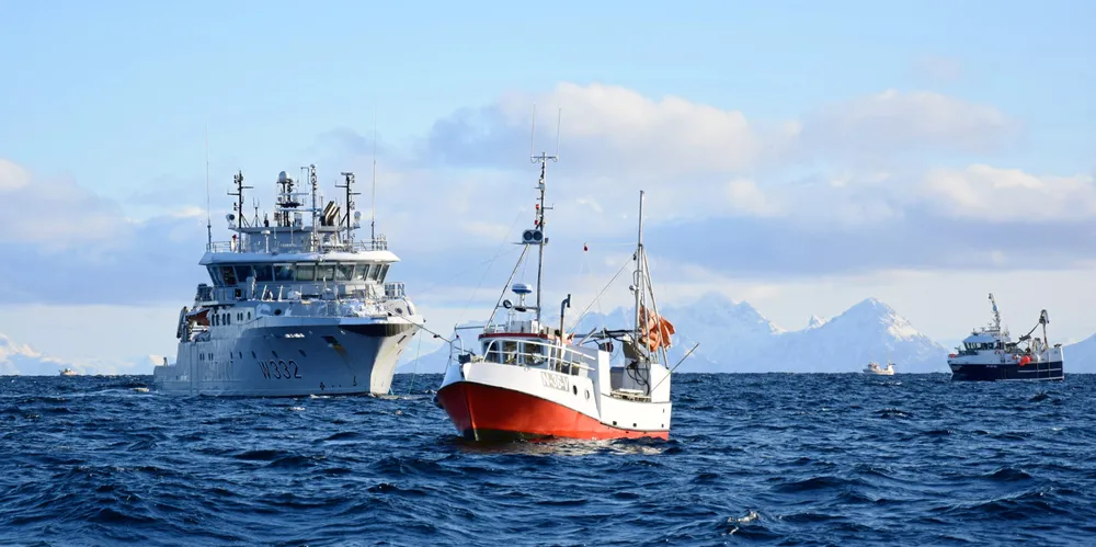 Som før skal Kystvakten, i samarbeid med Fiskeridirektoratets sjøtjeneste, holde oppsyn med lofotfisket.