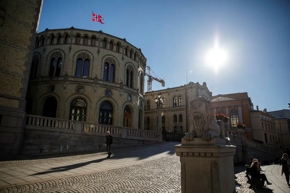 Norske samfunnsinstitusjoner er attraktive mål for fremmed etterretning, ifølge sikkerhetsmyndighetene, skriver Hedda Bryn Langemyr og Simen Bakke i innlegget.