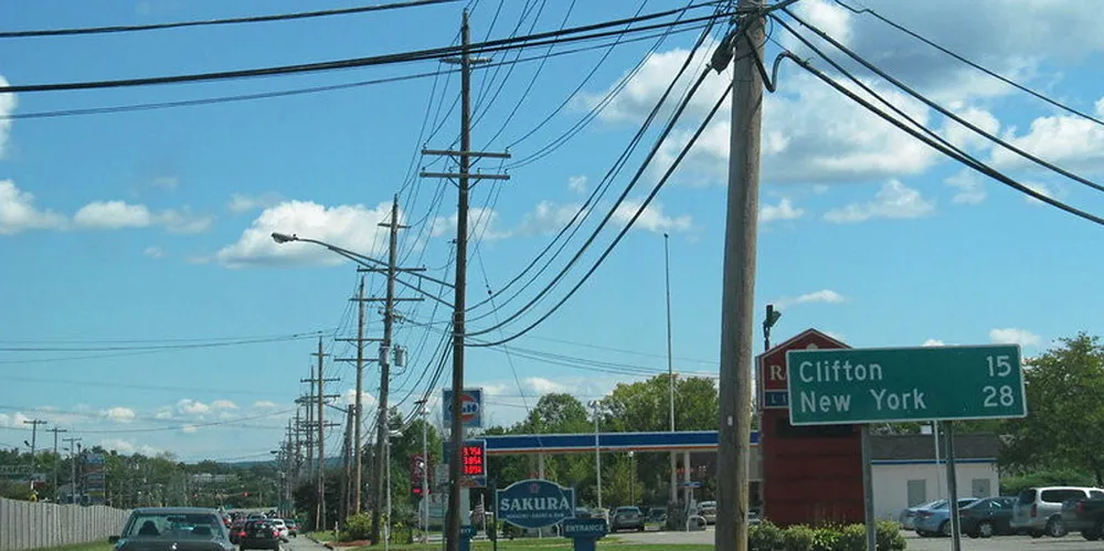 . US power network lines.