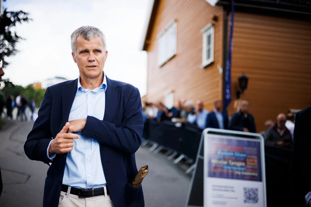 BP-styreleder Helge Lund erkjente på torsdagens generalforsamling i BP at fornybarstrategien som ble lagt i 2020 var for ambisiøs. Her fra Arendalsuka 2024.