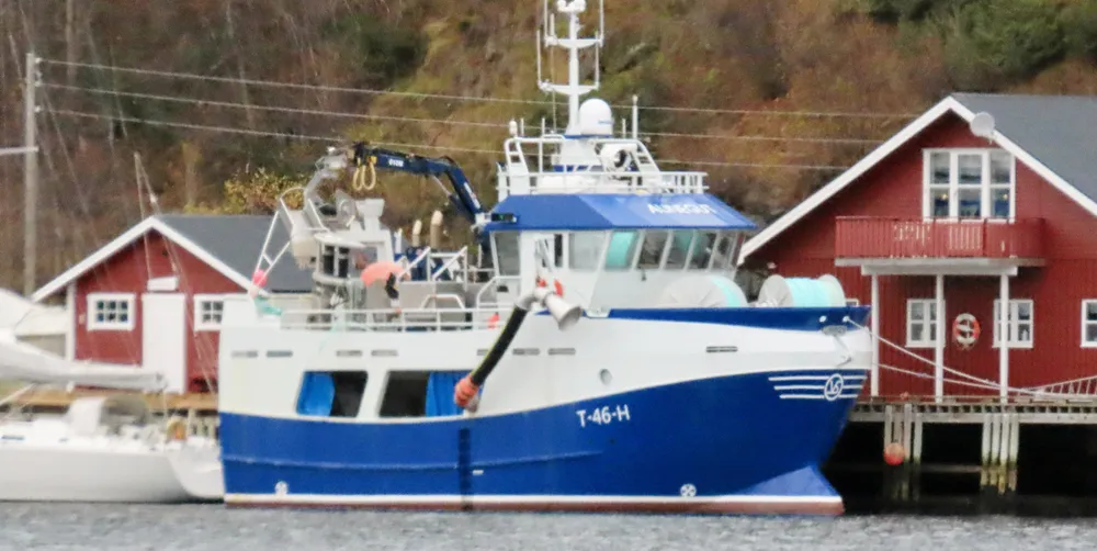SOLGT: Her er «Aunegut» fotografert ved kai hjemme i Harstad like før endelig avreise. Båten har siden ankomsten fra byggeverftet i 2017 vært et flaggskip i den lokale kystfiskeflåten.