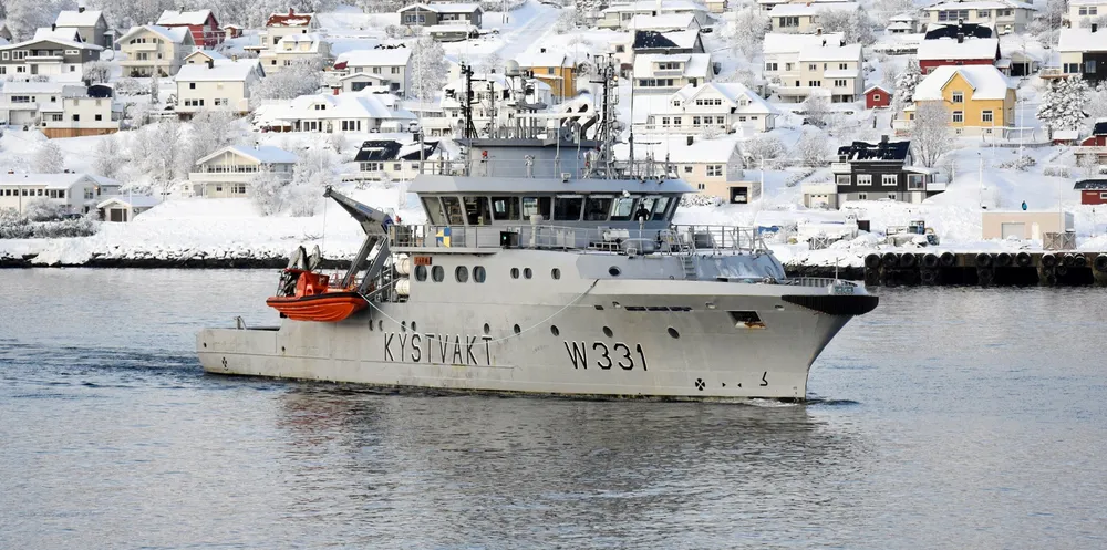 Sjøforsvaret bekreftet mandag koronasmitte om bord på KV «Farm».