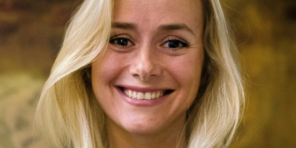 «Helsesista» Tale Maria K. Engvik hjelper unge mennesker med helseproblemer via sin snapshat-konto.