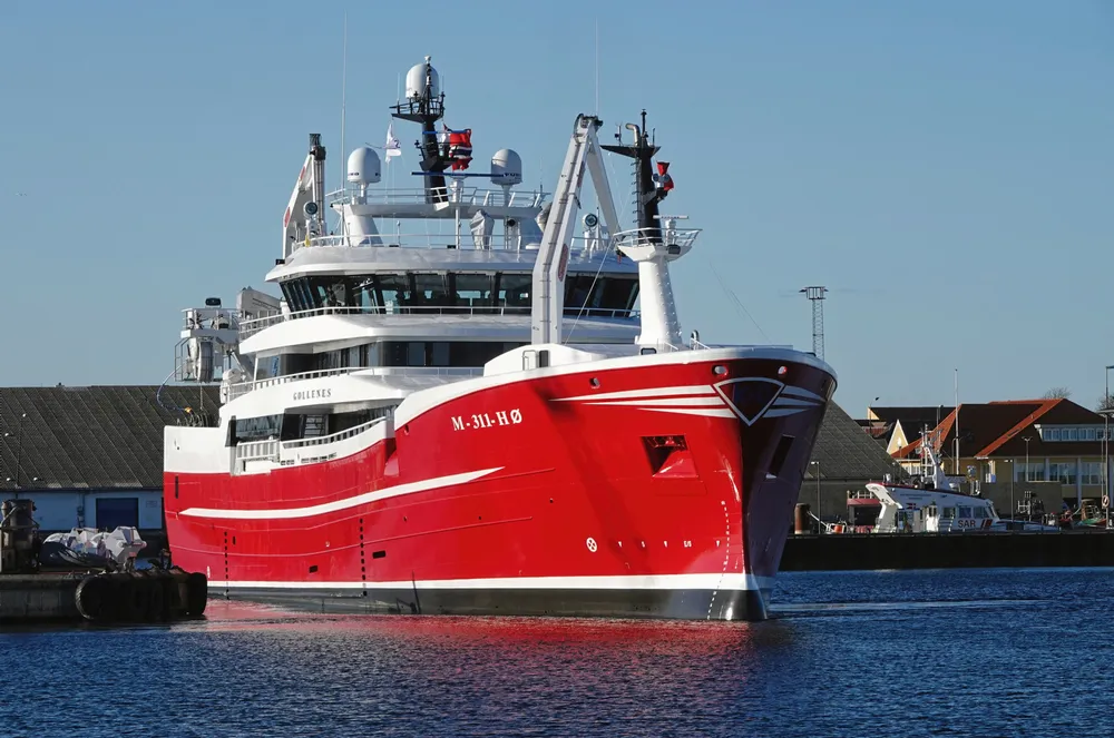 «Gollenes», pelagisk tråler med spesielt design og rikt innhold er nyeste tilskudd til fiskeflåten i Herøy på Sunnmøre.