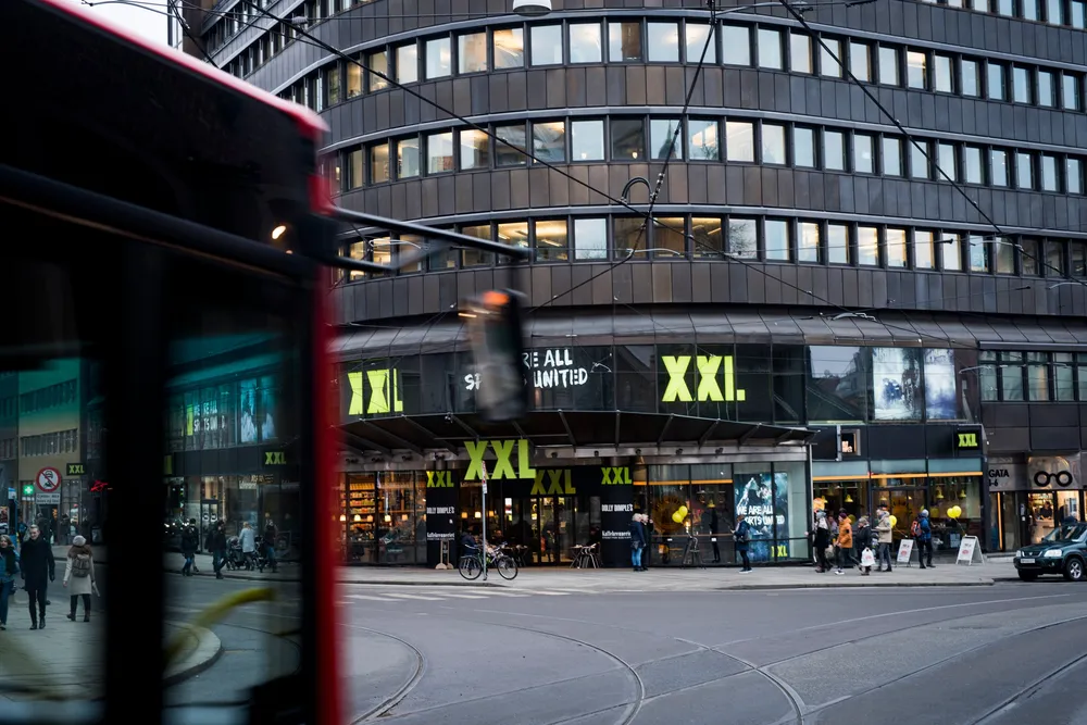 Flere XXL-leverandører vurderer å innføre kontantprinsippet eller slutte å levere varer, sier tidligere XXL-sjef Ulf Bjerknes.