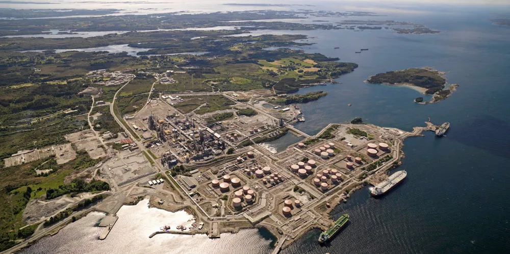 Ny nettkapasitet skal blant annet gi muligheter til økt industrietablering her på Mongstad.