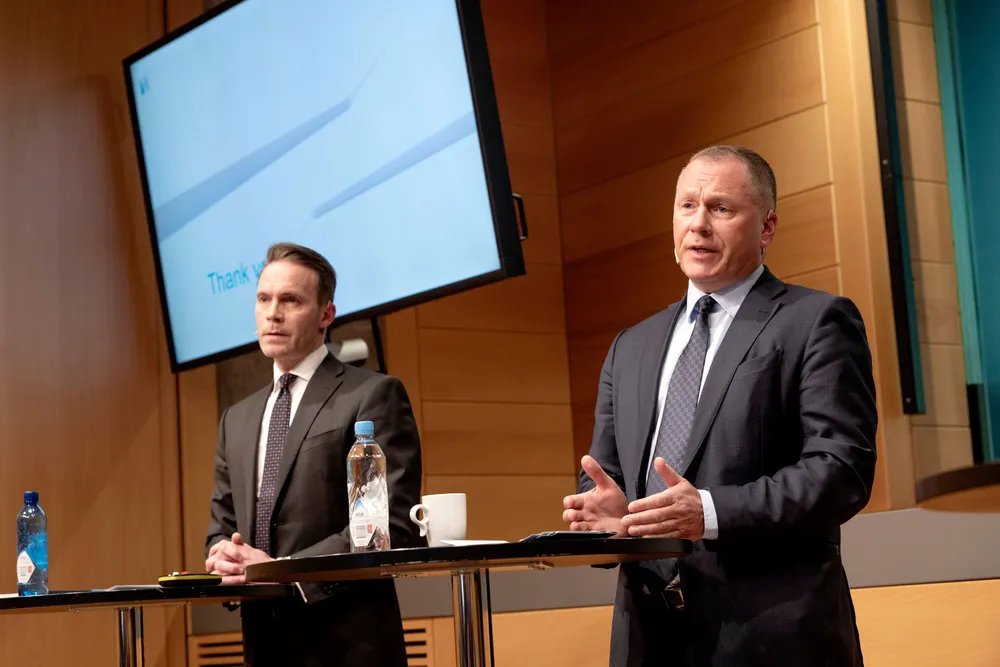 Nicolai Tangen (til høyre) og nestleder Trond Grande (til venstre).