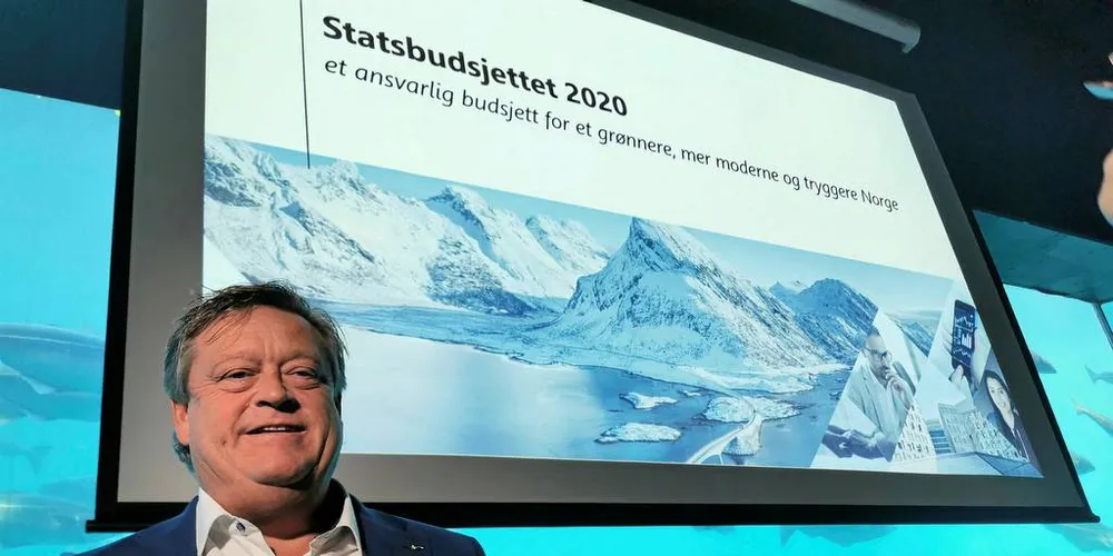 INGEN AVVIKLING: – Føringstilskuddet avvikles som kjent ikke selv om regjeringen foreslår å fjerne ordningen fra statsbudsjettet, skriver Harald T. Nesvik, fiskeri- og sjømatminister, i dette innlegget.Foto: Einar Lindbæk