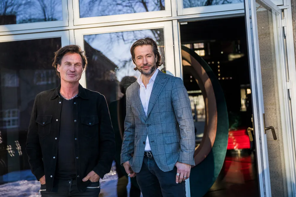 Petter Stordalen (til venstre) og hans investeringsdirektør Kenneth Andresen.