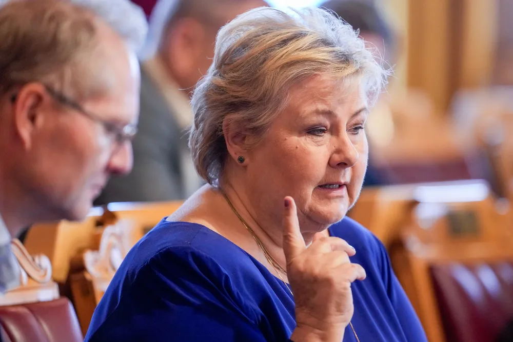 Høyre-leder Erna Solberg er ikke interessert i å få vite hvordan lavere skatt virker på unge menneskers arbeidstilbud.