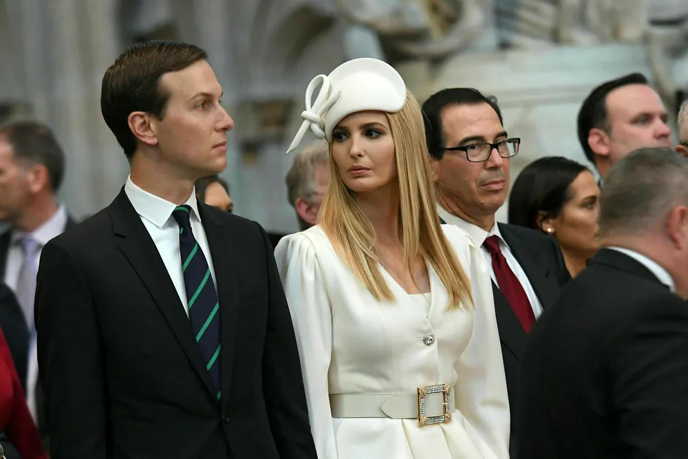Ekteparet Ivanka Trump og Jared Kushner jobber begge for USAs president.
