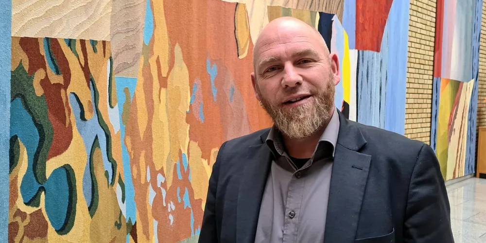 Geir Jorgensen is a politician with Norway's Rodt party, representing the Nordland council.
