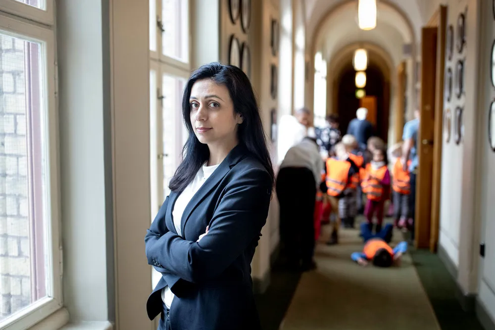 Hadia Tajik (Ap) er saksordfører i høringen om ansettelsen av Nicolai Tangen som ny oljefondssjef