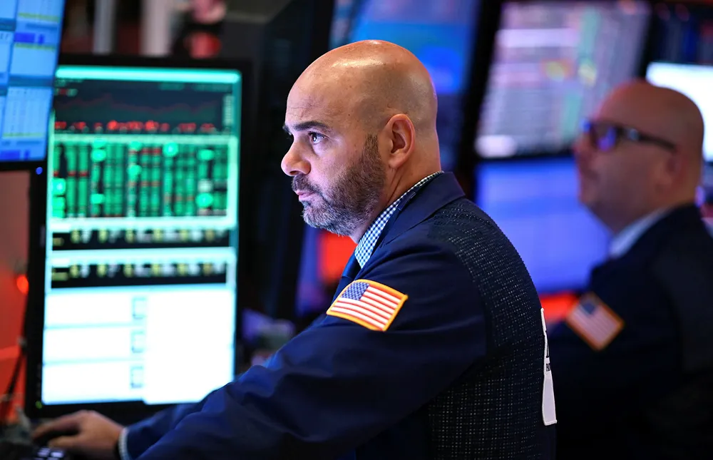 Oil price: Brent crude rose 0.9%, to settle at $62.29 a barrel