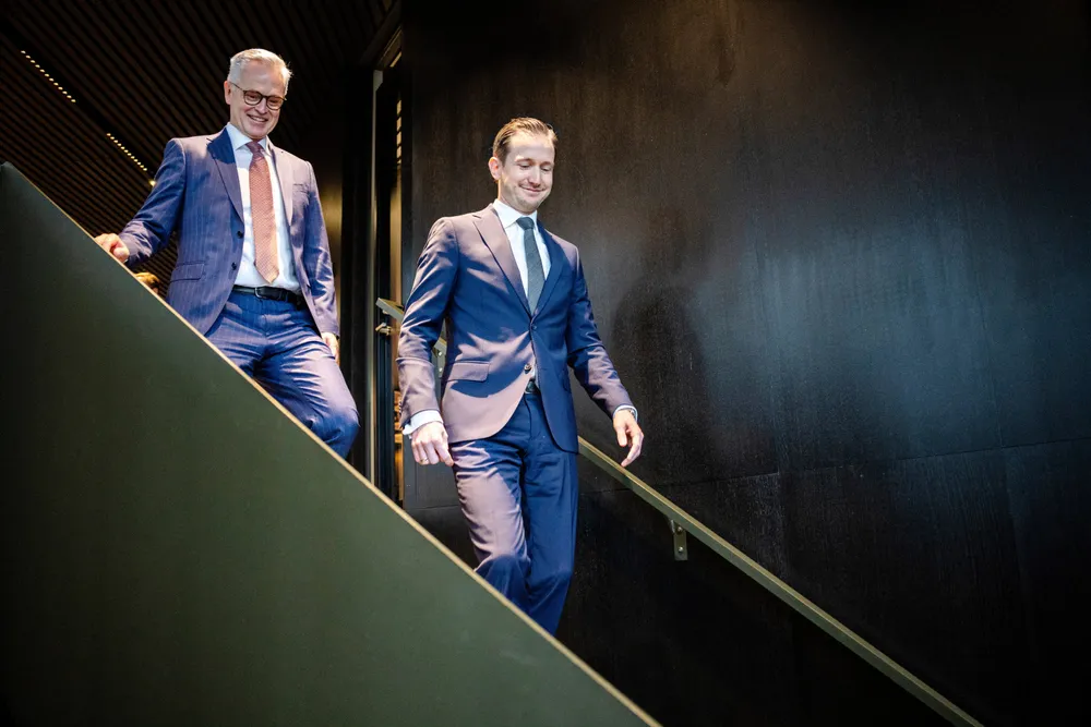 ABGs konsernsjef Jonas Ström (til venstre) og sjef for virksomheten i Norge, Kristian B. Fyksen, slapp Q2-resultater fredag morgen.