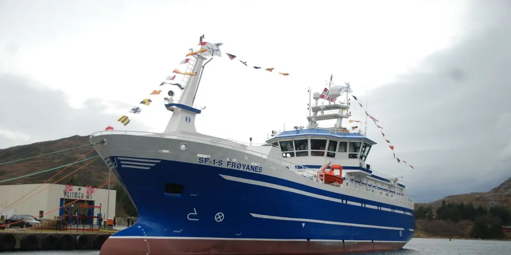 «Frøyanes» er en av fiskebåtene som er hjemmehørende i Selje. Her ble båten døpt i Borgundvåg i 2011. Foto: Einar Lindbæk