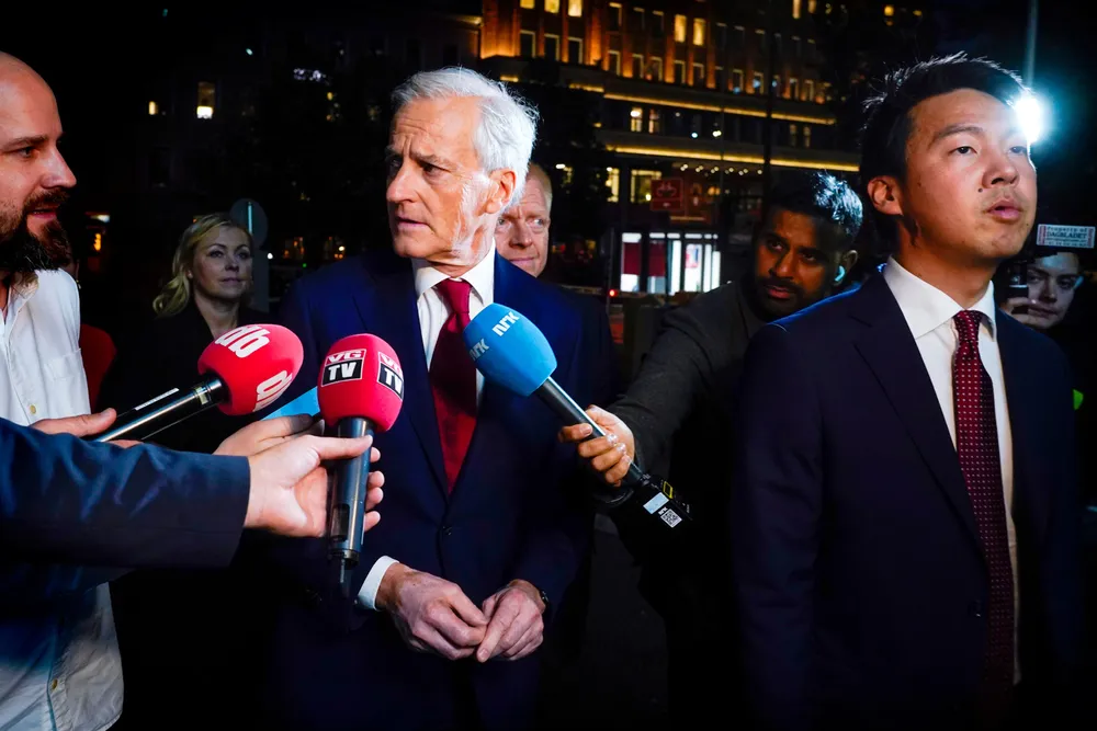 Jonas Gahr Støres Ap er ikke lenger landets største parti i valg. Høyre har tatt over.