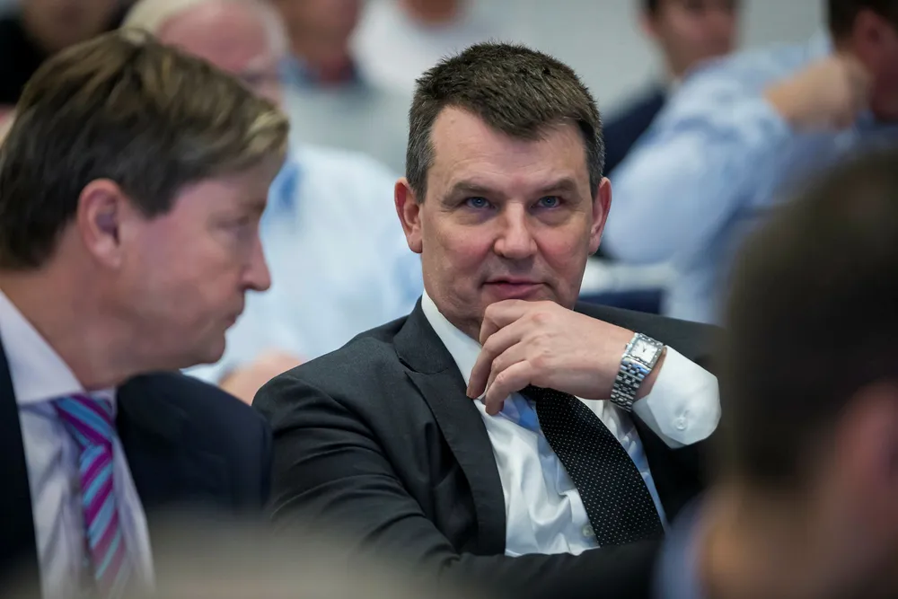Christian Tybring-Gjedde (t.v.) og justisminister Tor Mikkel Wara (Frp), her under nominasjonsmøte i Oslo Frp.