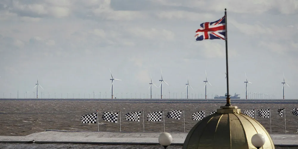 The UK's Gunfleet Sands wind farm, as seen from the town of Clacton-on-Sea. Foto: Peter Macdiarmid