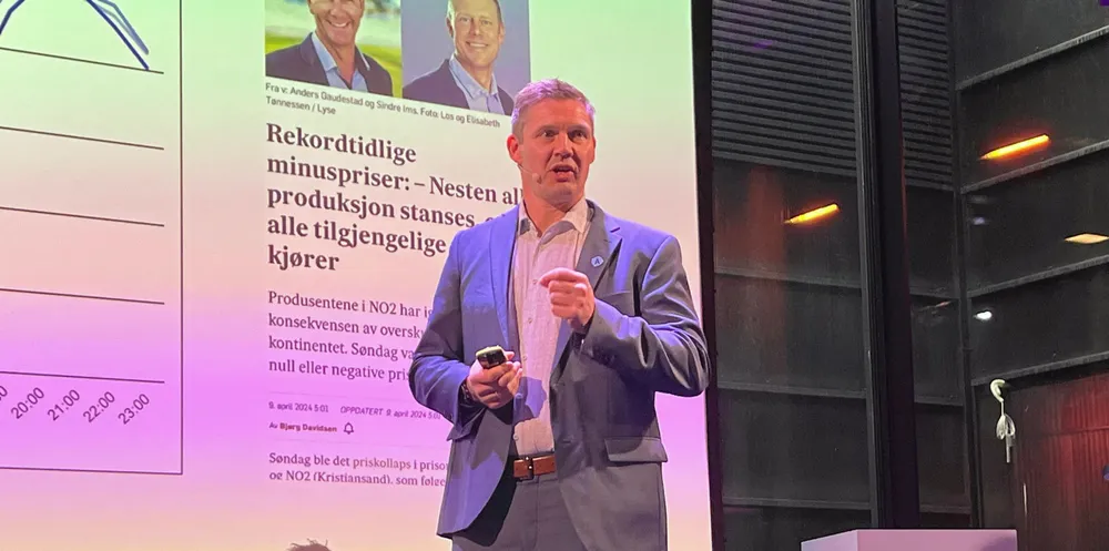 Glenn Qvam Håkonsen på Å Entelios-konferansen 2024.