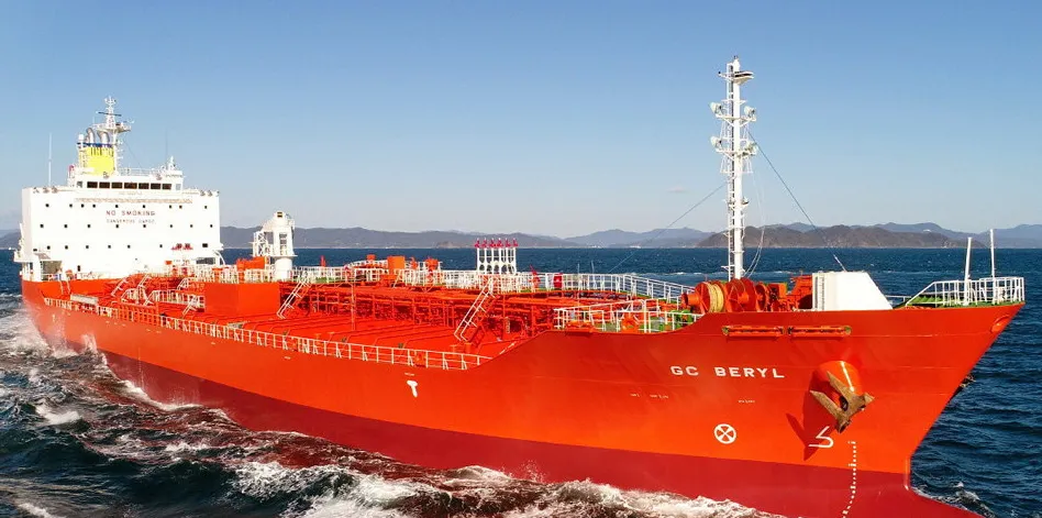 Shanghai Junzheng Shipping operates 82 chemical tankers ranging from 3,000 dwt to 40,000 dwt.