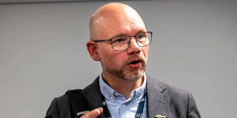 Styreleder Tom Vegar Kiil i Norges Kystfiskarlag er meget kritisk til hva som kom ut av Stortingets forhandling om kvotemeldingen.