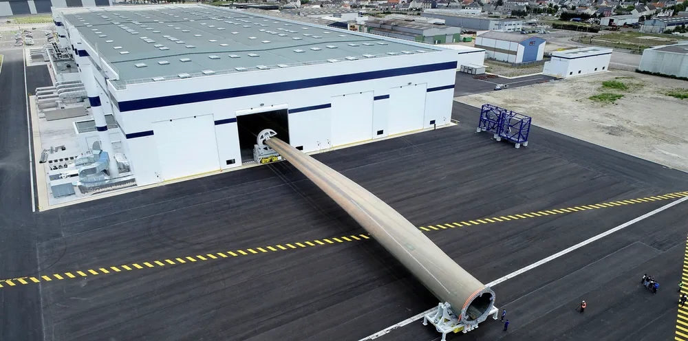 The first GE Haliade-X blade at Cherbourg.