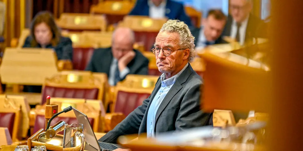 Det ble en delvis seier for Rasmus Hansson i Stortinget. Flertallet går ikke fullt så langt som MDGs nærenergireform la opp til, men intensjonene ble ivaretatt.