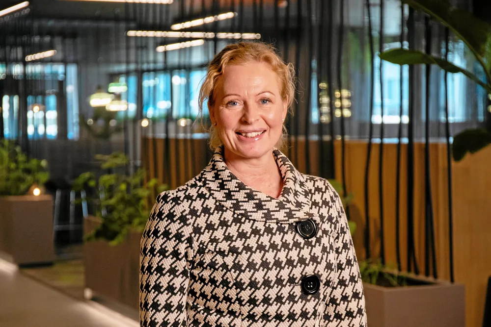 Tilknytningen til de europeiske handelsplattformene Mari og Picasso er utsatt. Beate Sander Krogstad, konserndirektør for digital & IT i Statnett, kan ha hendene fulle med å fullføre ny nordisk balansemodell helt fram til 2028.