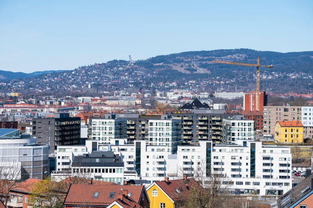 En ubebygd tomt på Oslo vest ble registrert som solgt for 4,2 millioner kroner. Men skjøtet var falskt.