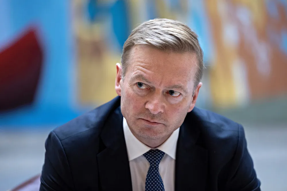 Finanspolitisk talsperson i Høyre, Helge Orten, rykker ut mot regjeringen for å ha inntatt pallplass i Europa i beskatning av utbytter og selskaper.