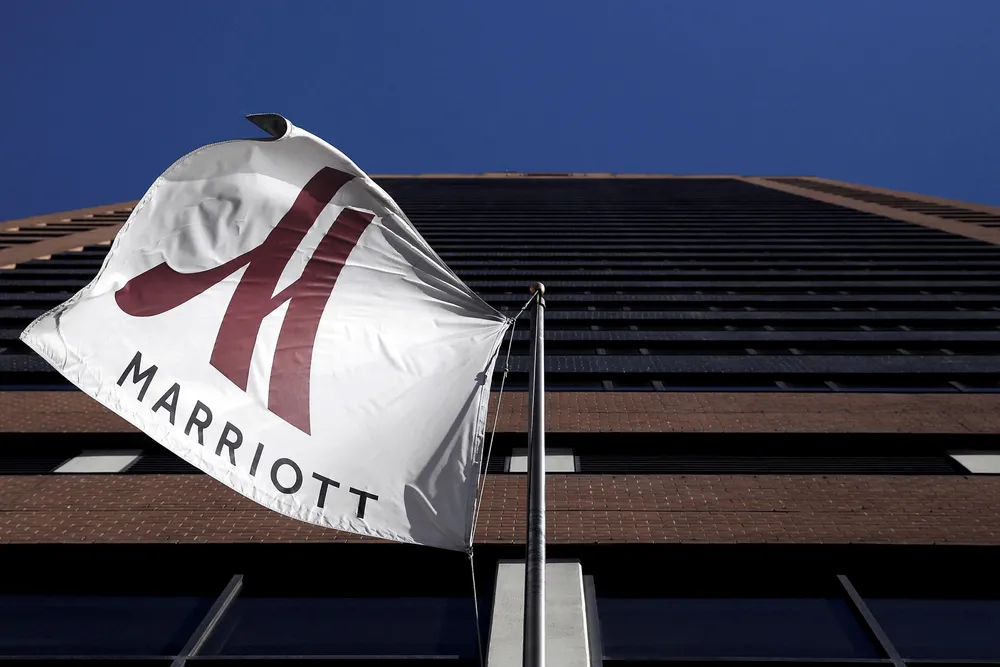 Bildet viser fasaden til Marriott Downtown hotellet på Manhattan i New York.