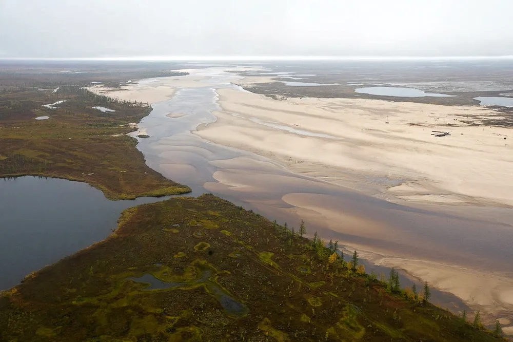 Shallow option: Taz Bay that divides the Gydan Peninsula from Russian mainland and where a part of the West Minkhovsky block is lcoated