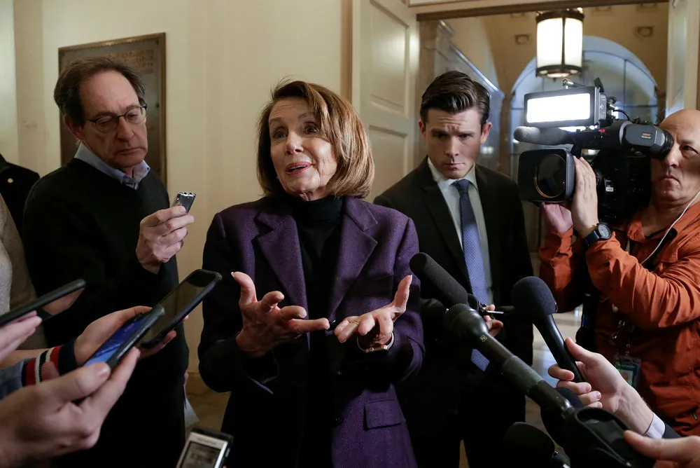 Nancy Pelosi, demokratenes leder i Representantenes hus, avviser blankt president Donald Trumps forslag for å oppheve shutdown og bygge grensesperringer mot Mexico.