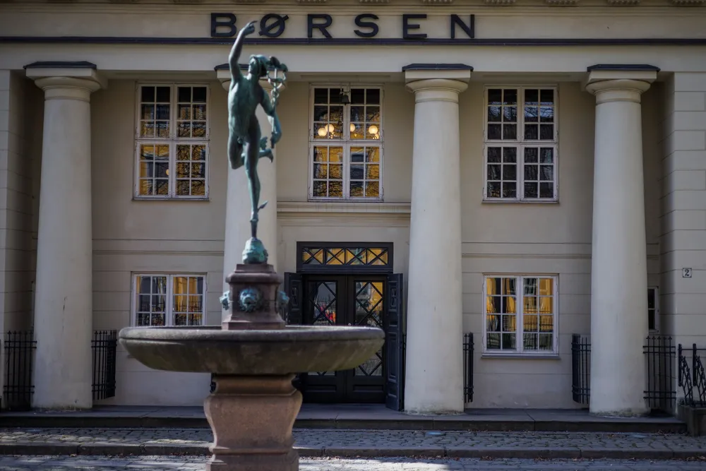 Hovedindeksen på Oslo Børs har steget 12,8 prosent hittil i år.