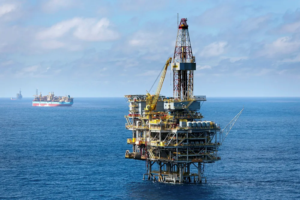 First phase: the Peregrino A platform with the Peregrino FPSO in the background