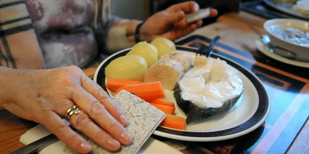 Det er mange sosiale samankomstar og arrangement som skal takast att framover rundt om, og mange av desse sosiale treffa vil truleg krydrast med god norsk sjømat.